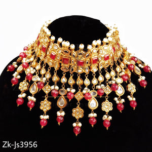 Glamorous bridal set.