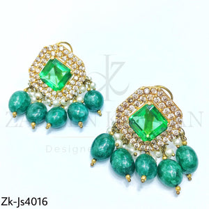 Vintage set.