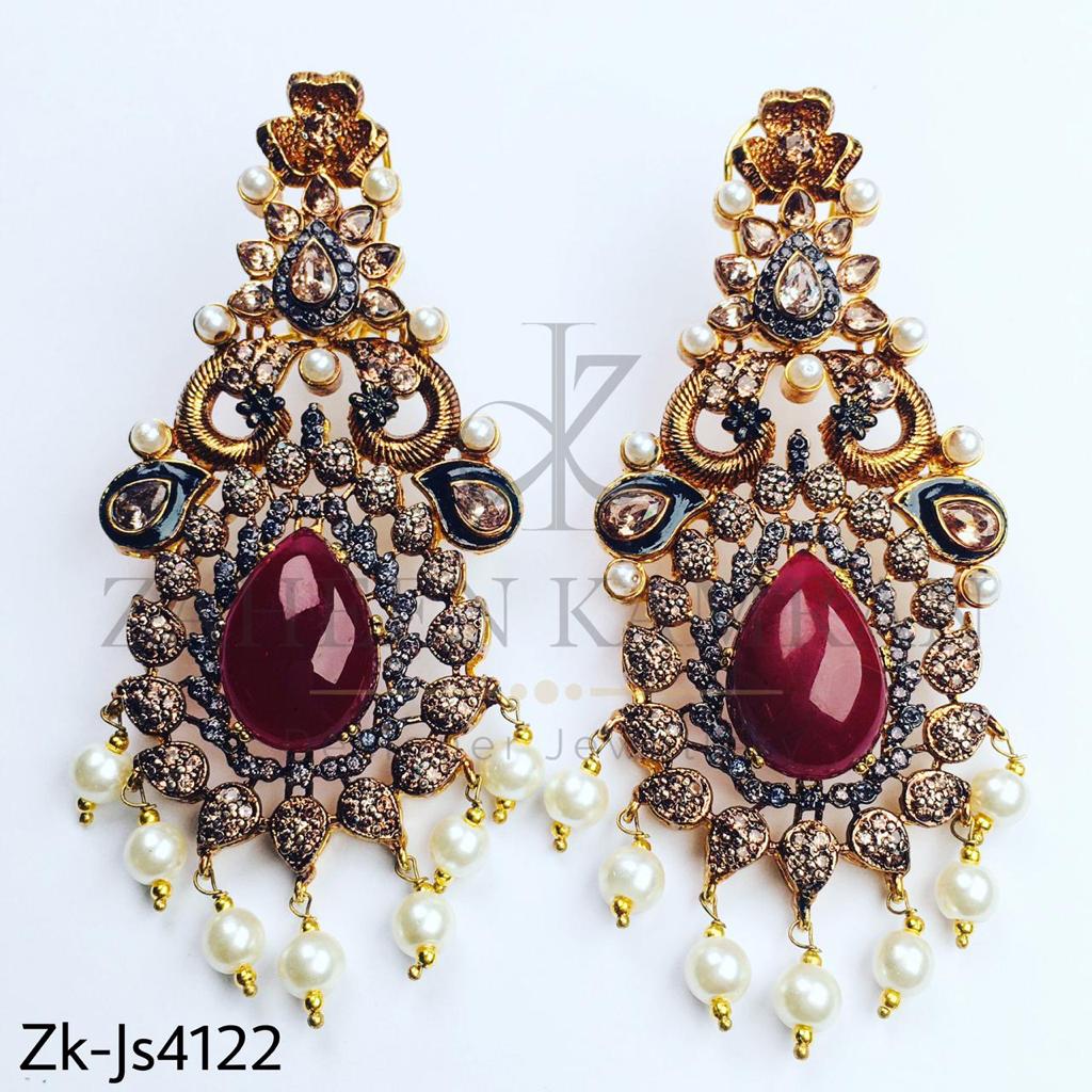 Majestic bridal set.