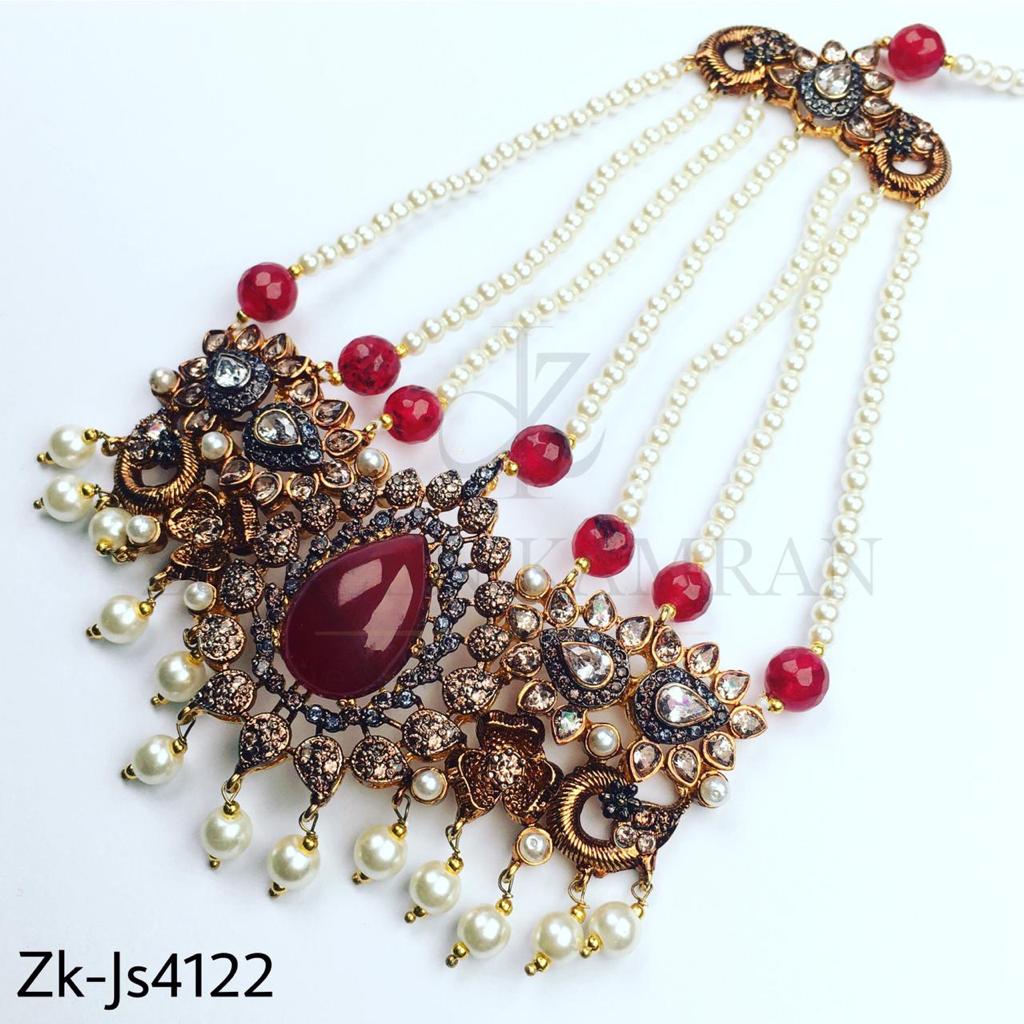 Majestic bridal set.