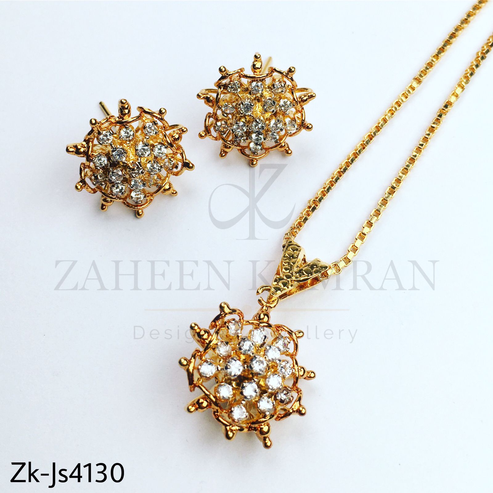 Fancy golden set.