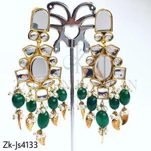 Delightful bridal set.