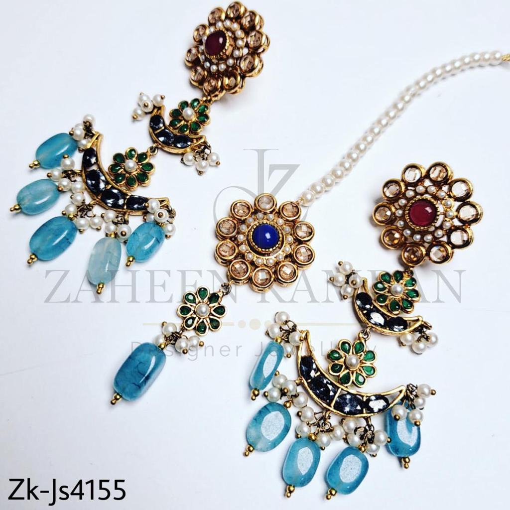 Desirable bridal set.