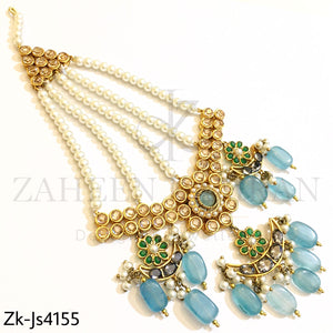 Desirable bridal set.