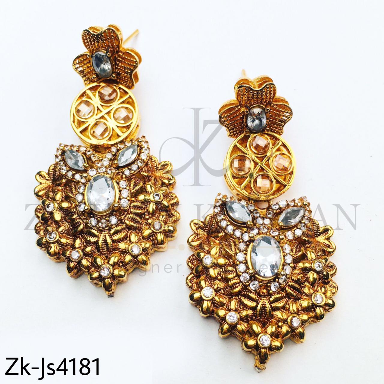 Awesome kundan set