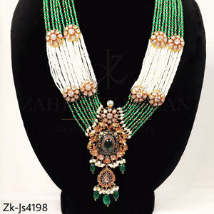 Marvellous bridal set.