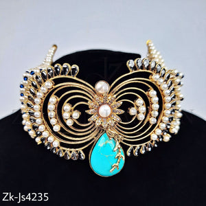 Circular set.