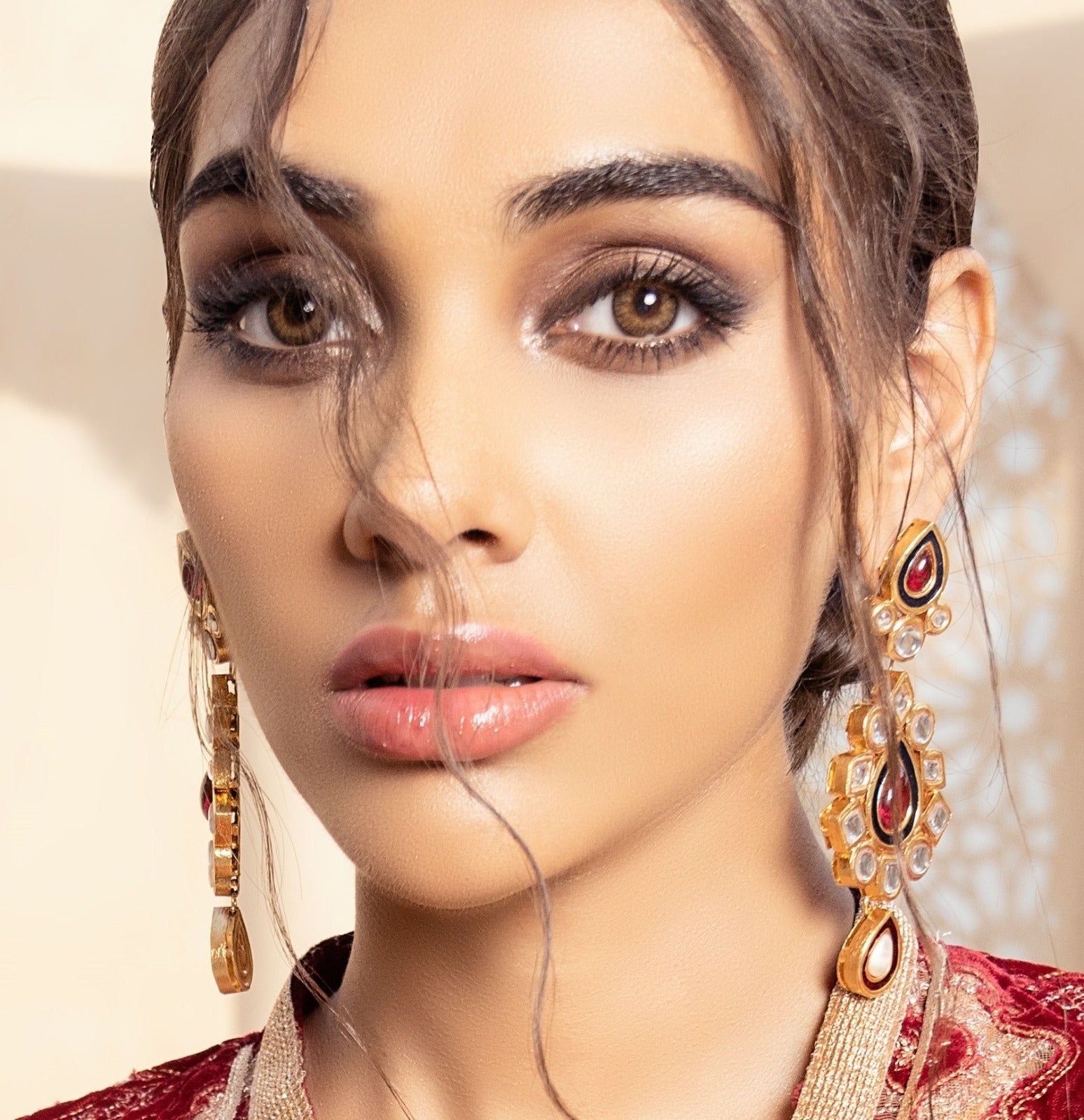 Majestic bridal set.