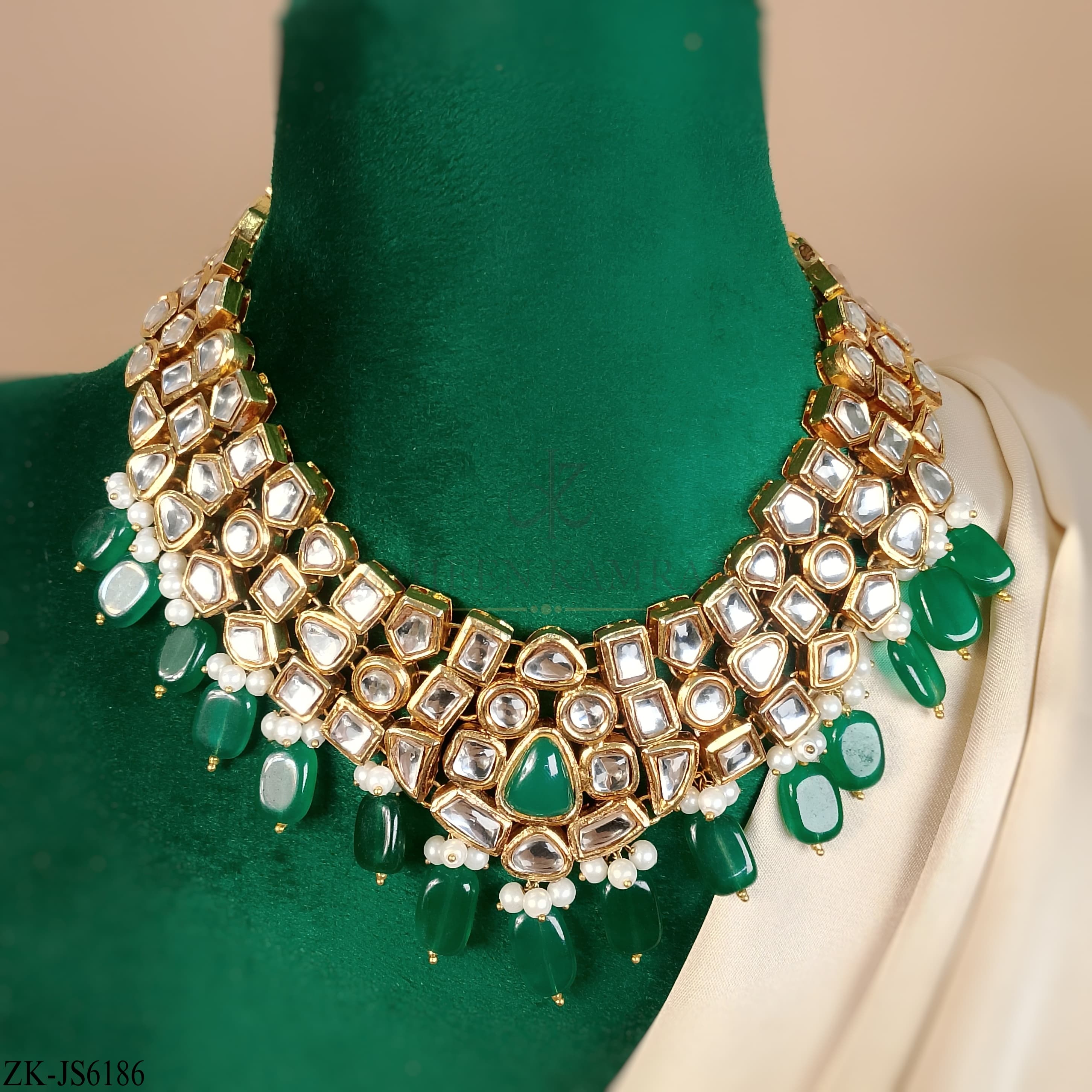 KUNDAN EMERALD SET
