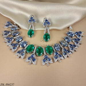 EMERALD SILVER SET