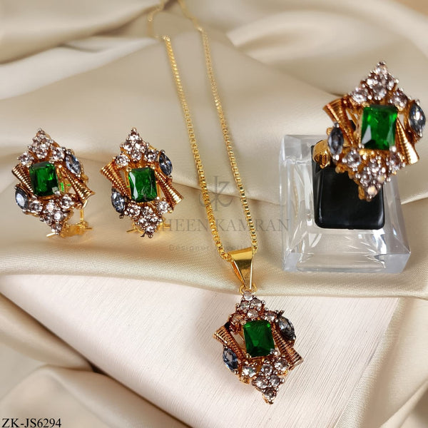 EMERALD SET