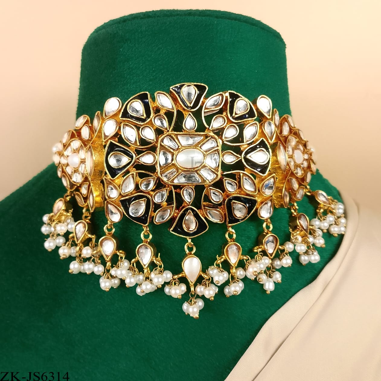 KUNDAN CHOKER SET