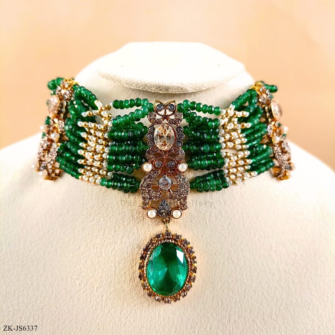 EMERALD CHOKER SET