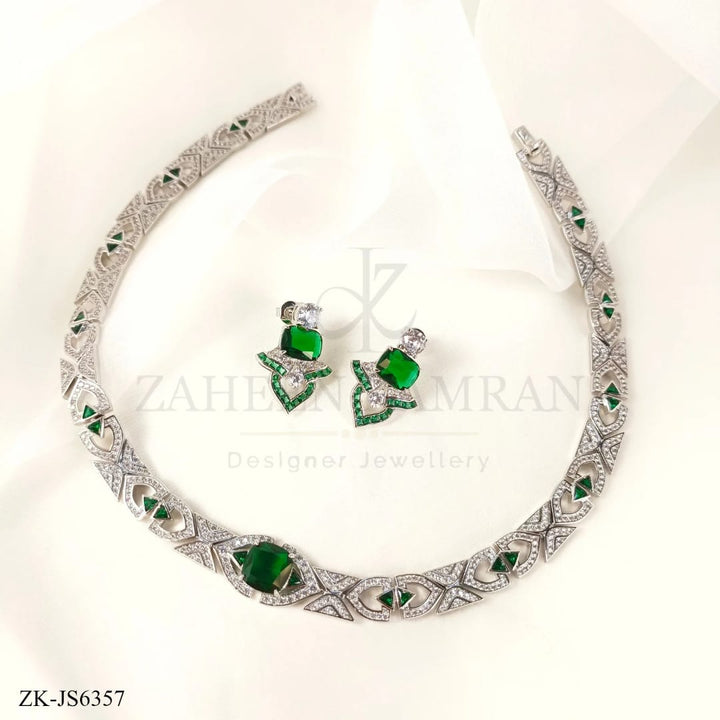 EMERALD CHOKER SET