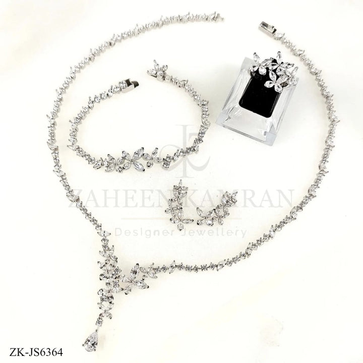 ZIRCONIAN SILVER SET