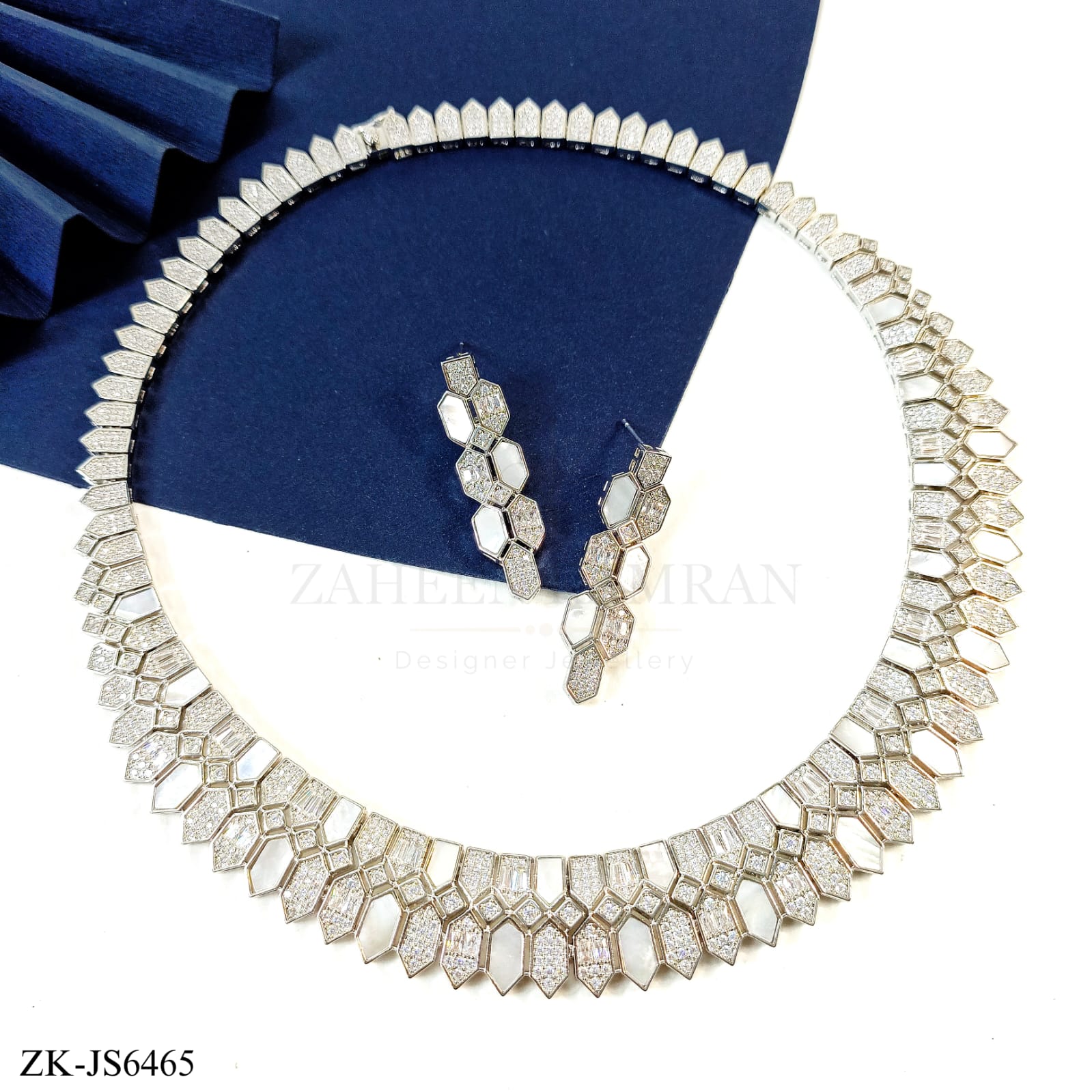 ZIRCONIAN SILVER SET