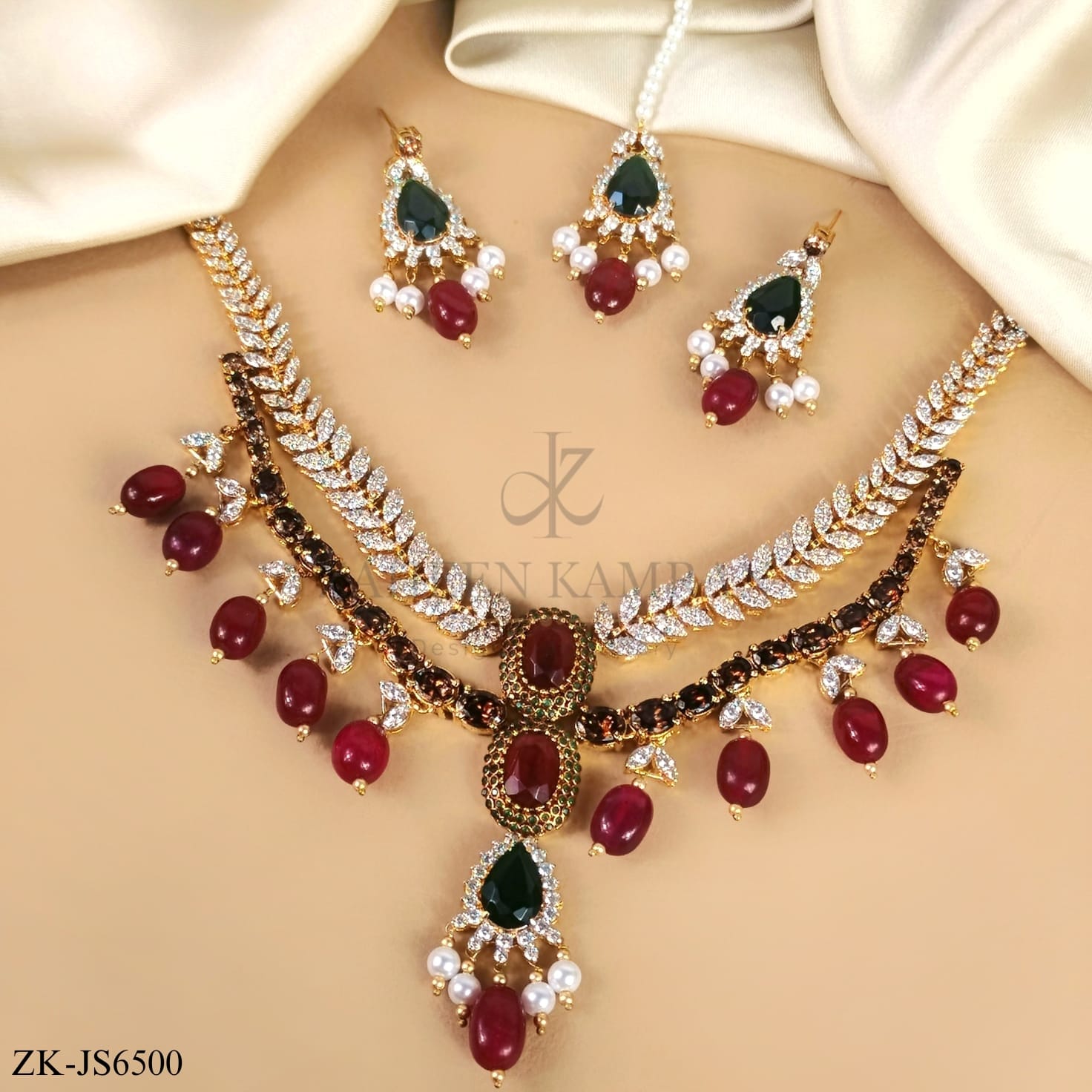 GARNET EMERALD SET