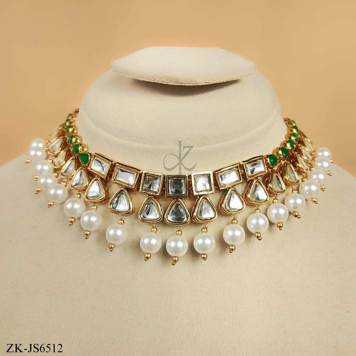 EMERALD KUNDAN SET