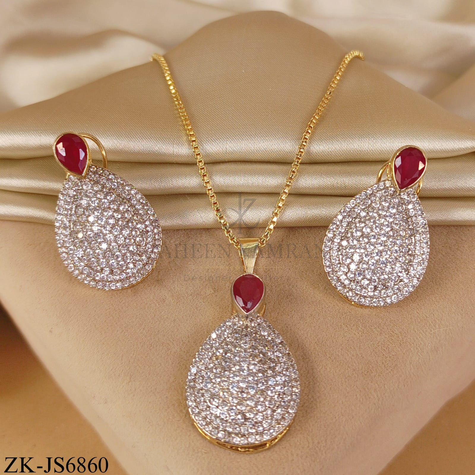 RUBY TEARDROP PENDANT SET
