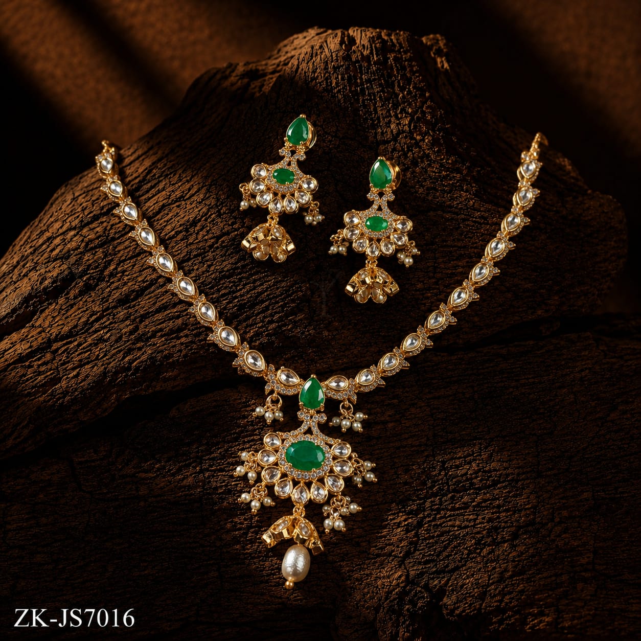 Emerald Polki Necklace Set | Handcrafted Bridal Set | Zaheen Kamran Heritage