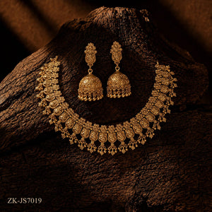 Temple Gold Necklace | Antique Matte Gold Jewellery | Zaheen Kamran Heritage