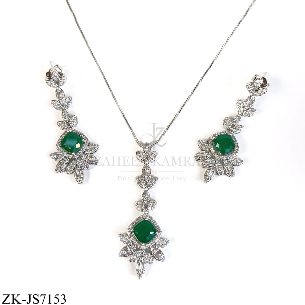 EMERALD LEAFLET SET