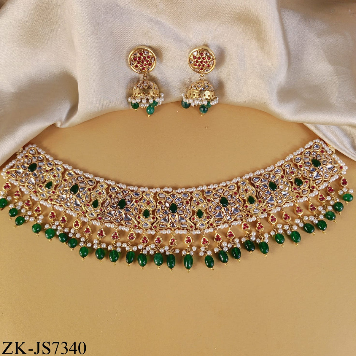 EMERALD KUNDAN SET