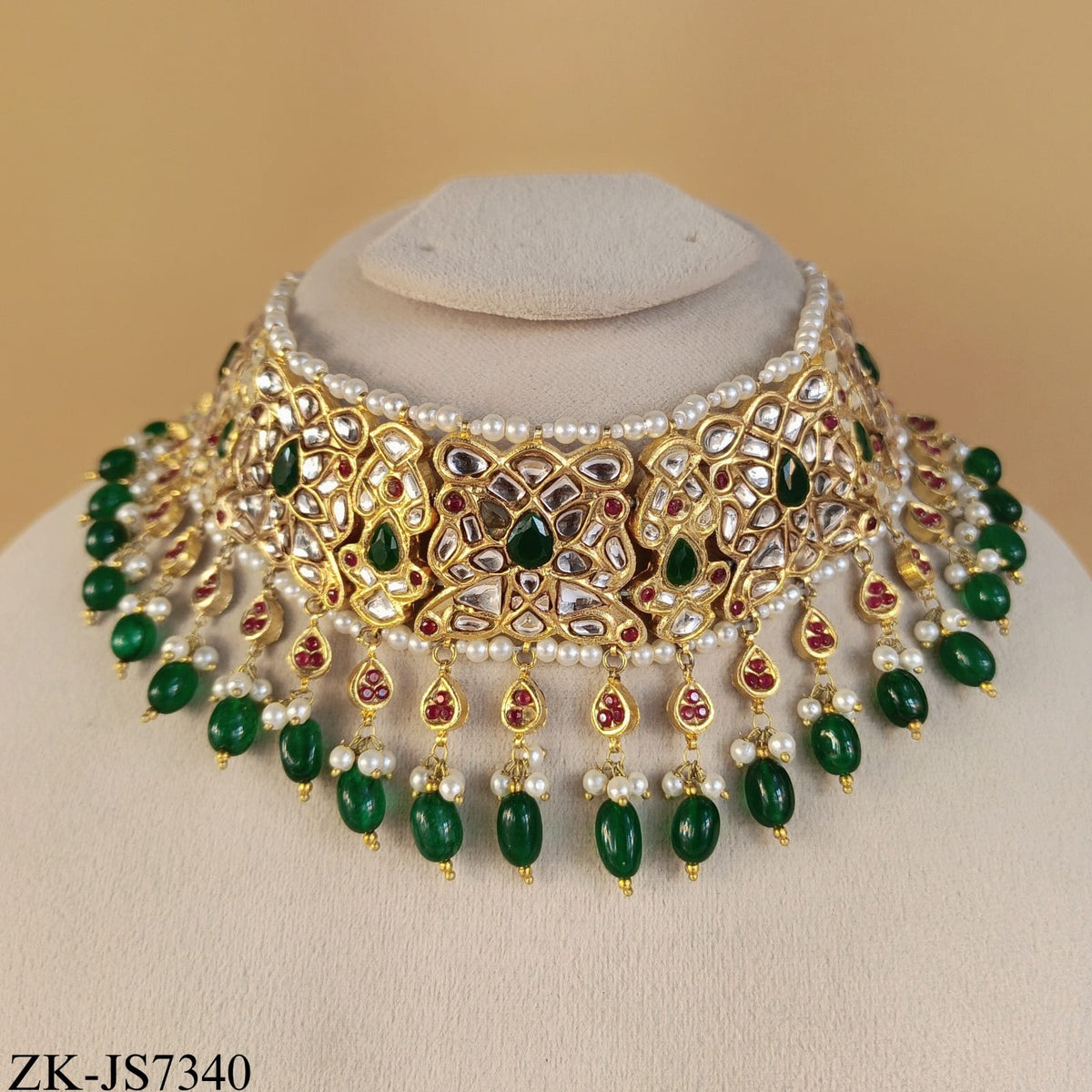 EMERALD KUNDAN SET