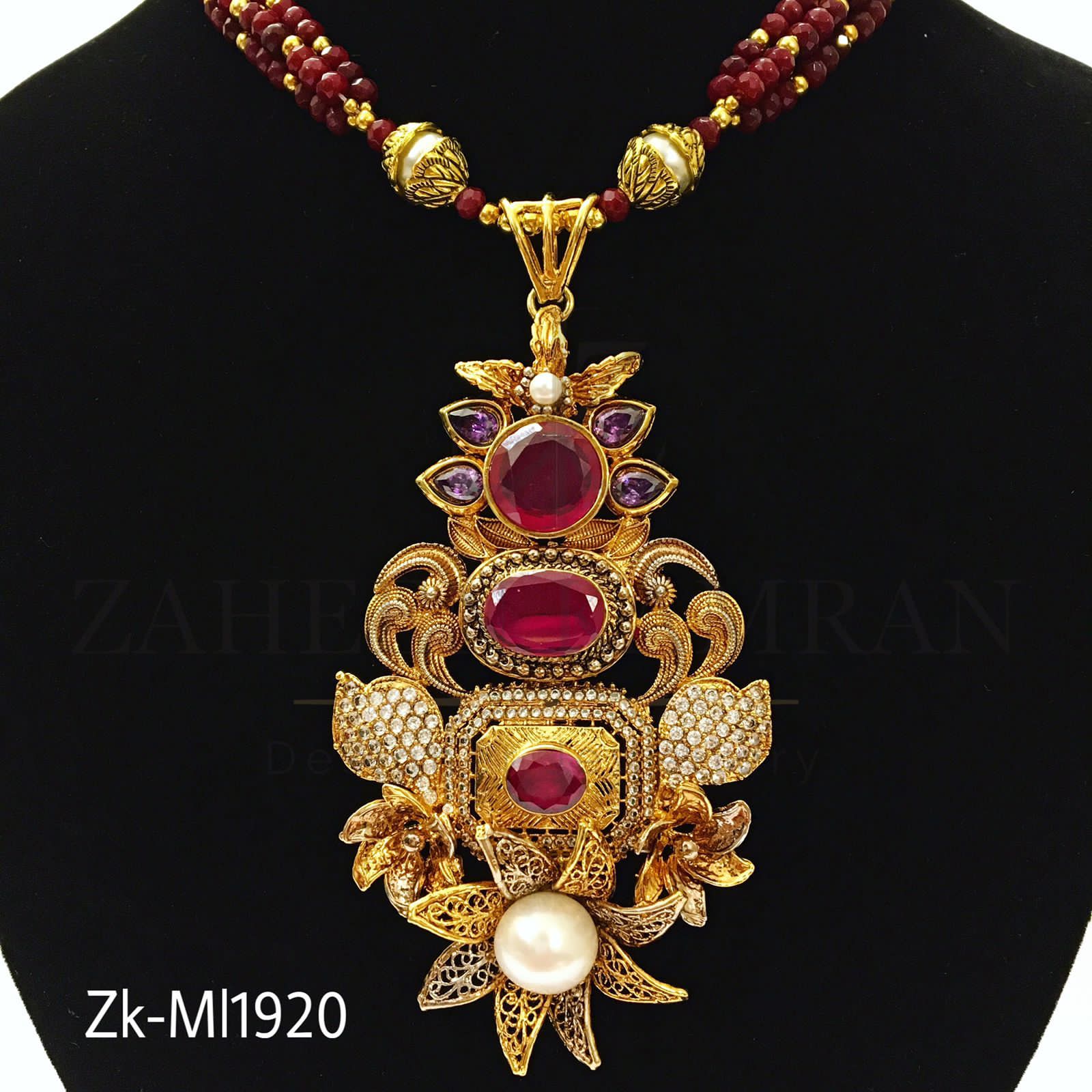 Classic pendant mala
