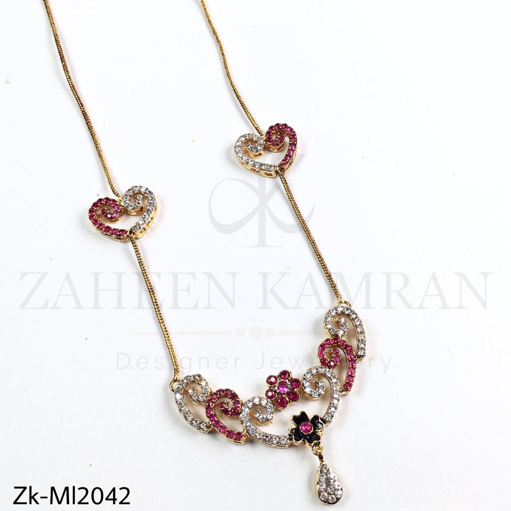 Heart floret necklace.