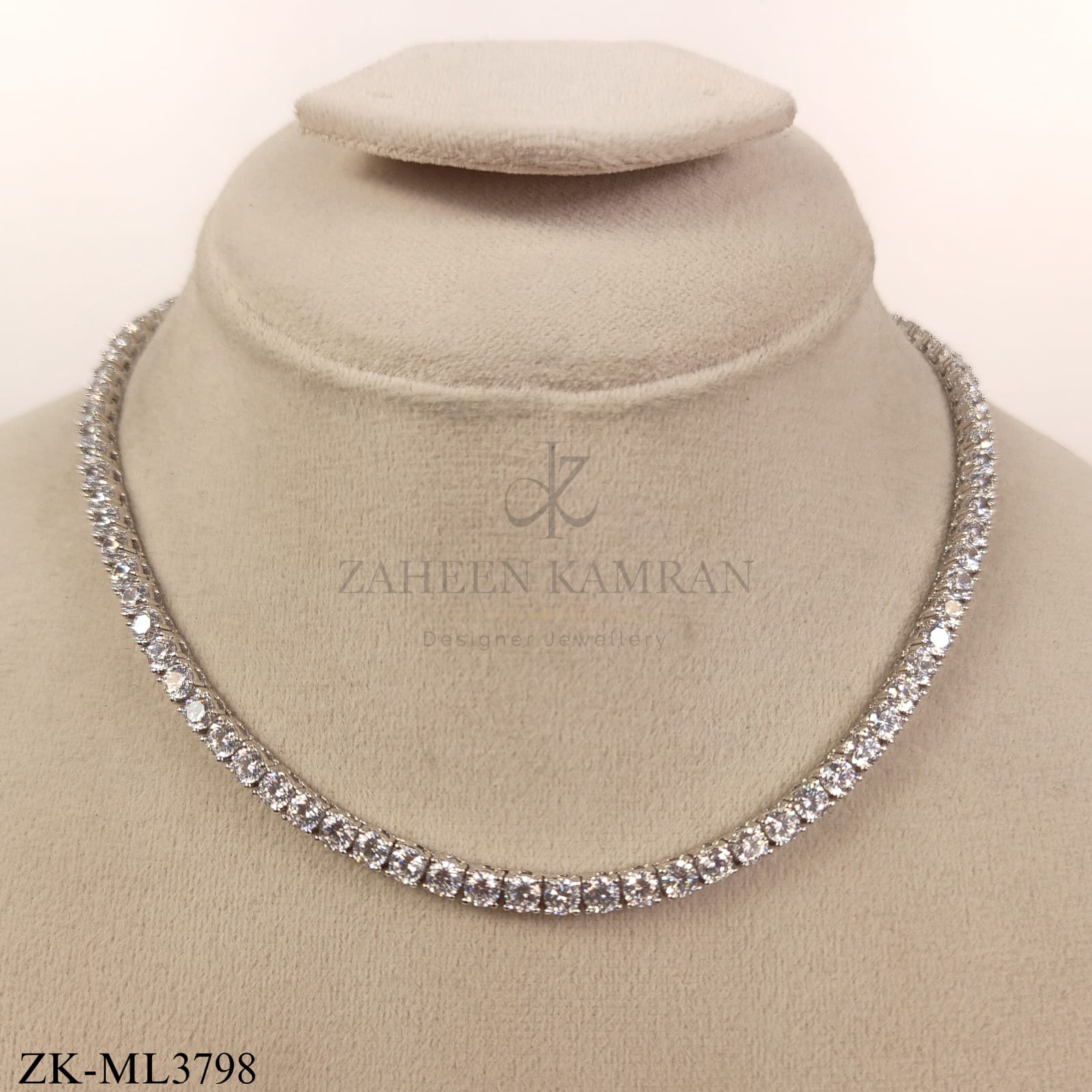 ZIRCONIAN SILVER CURVE MALA