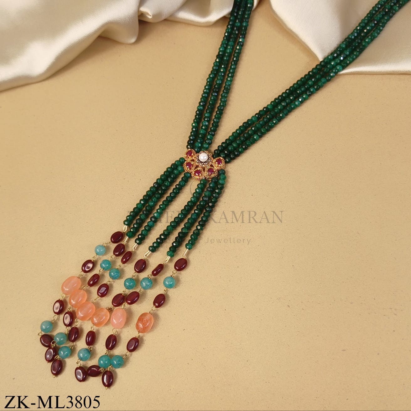 EMERALD STRAND MULTI TASSELS MALA