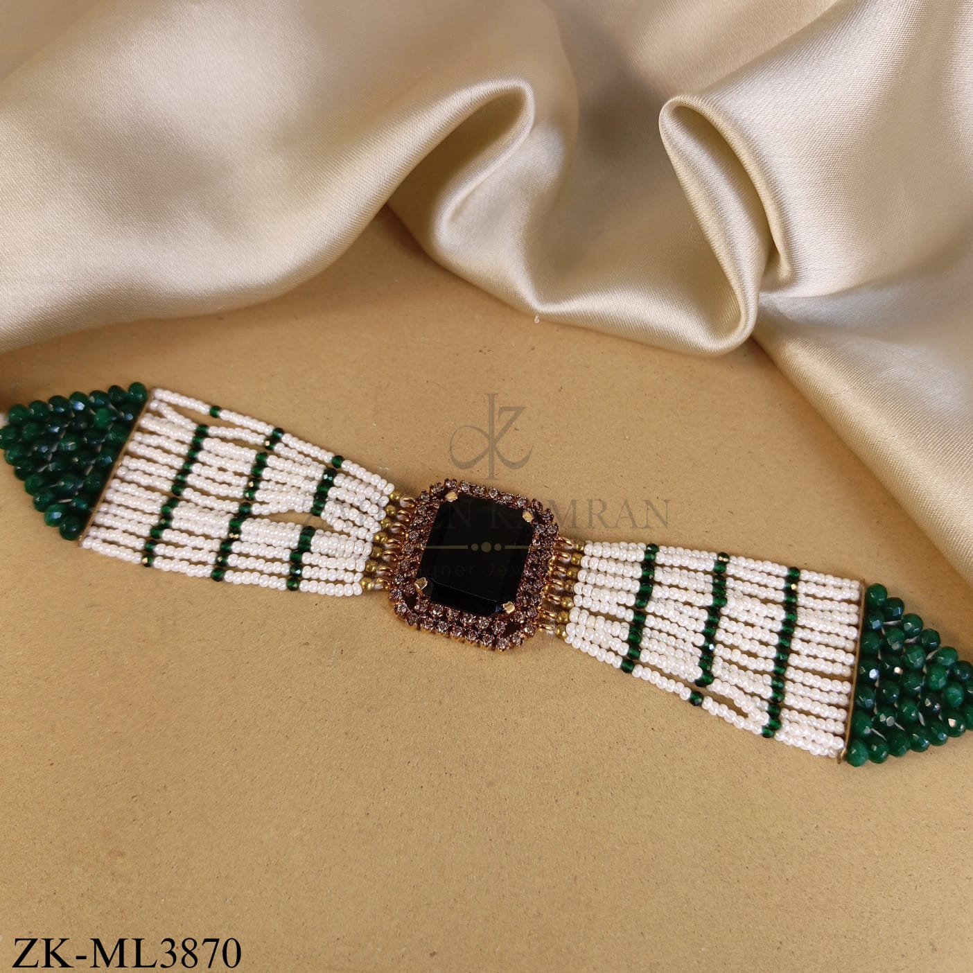 EMERALD PEARLS STRAND MALA