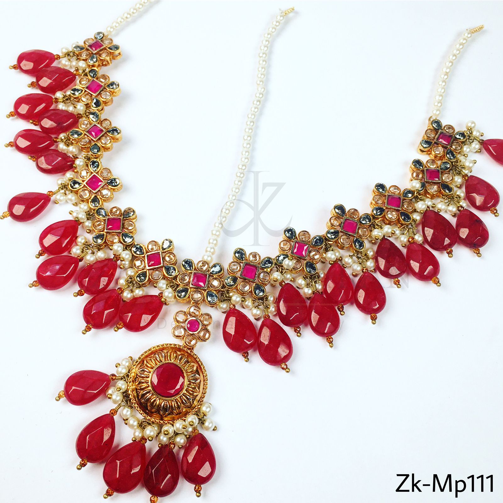 Queenly bridal matha patti.