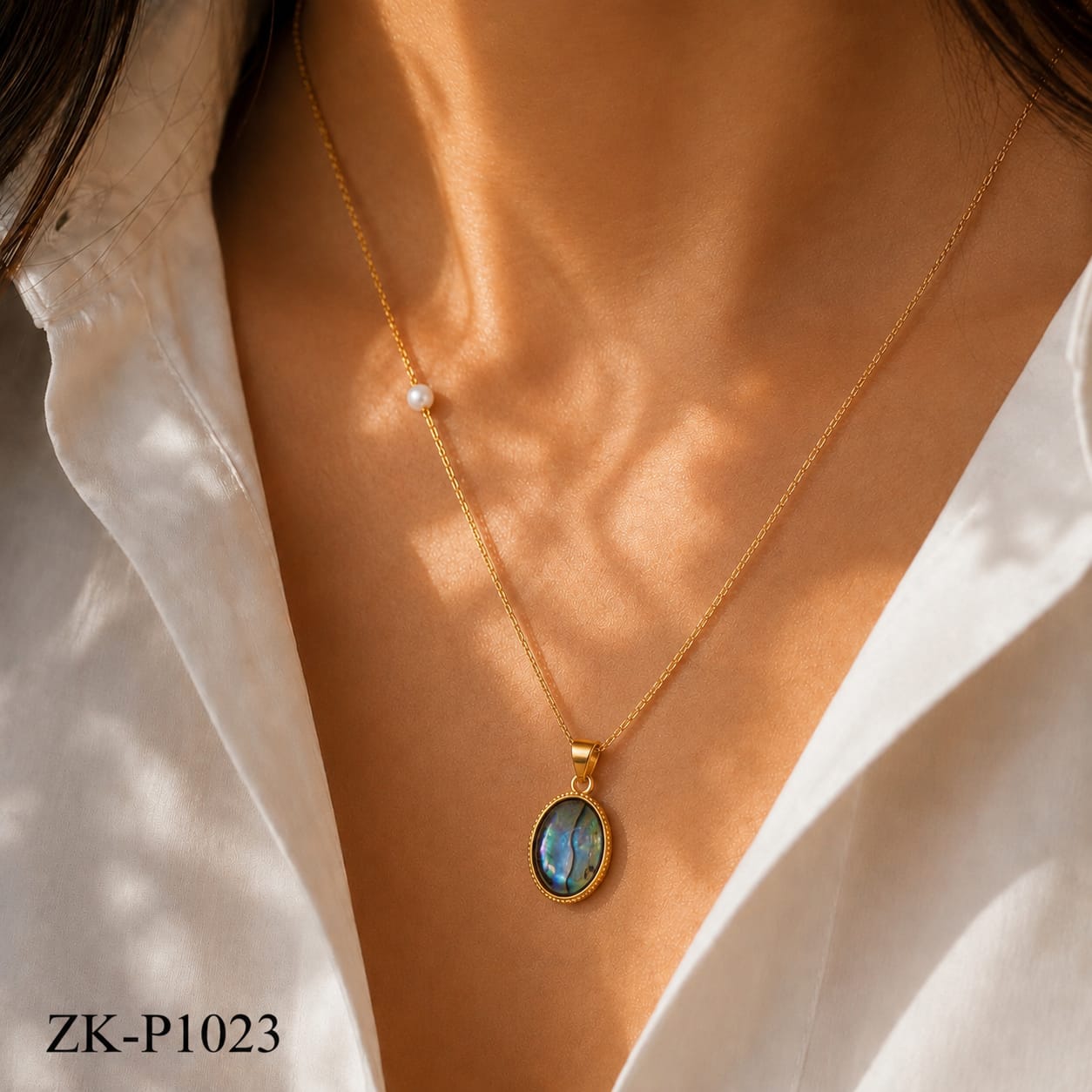 Dual Tone Shell Pendant