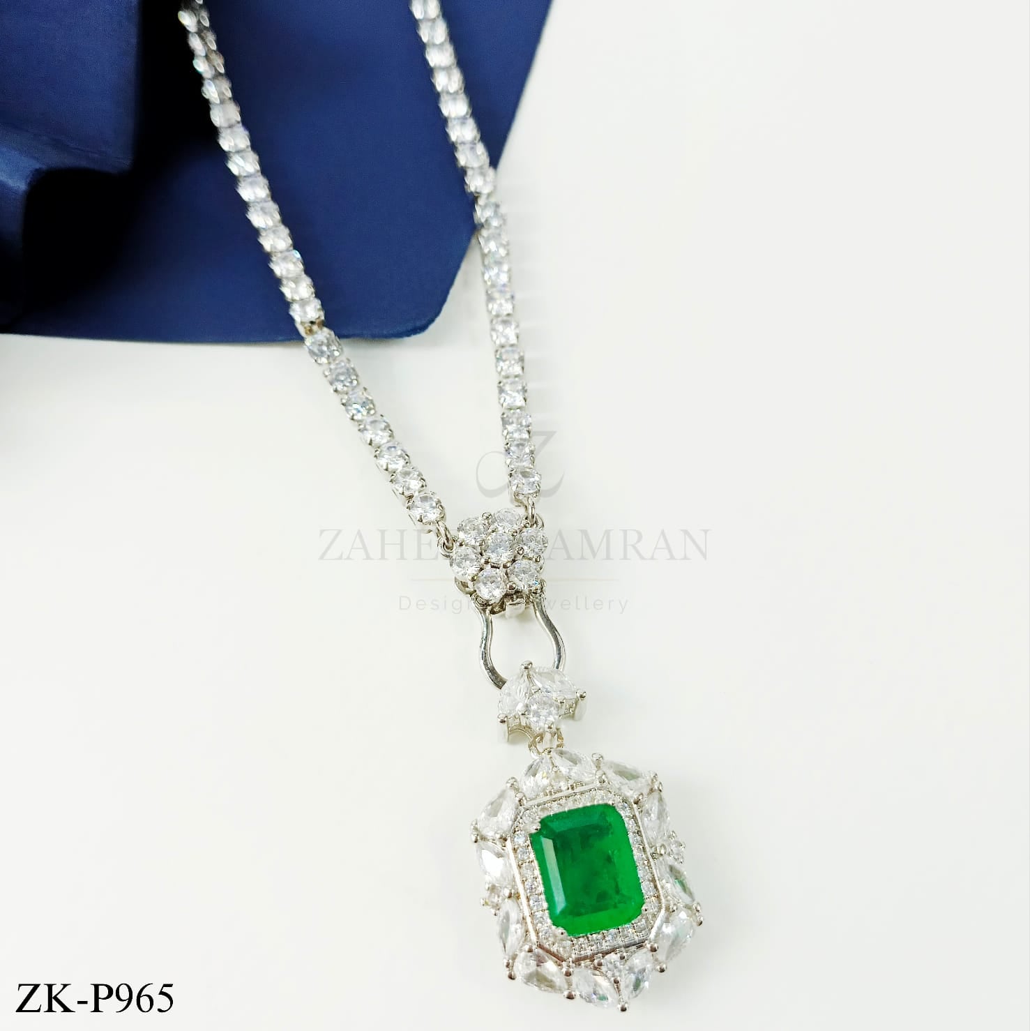 EMERALD PENDANT