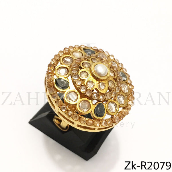 Round Floral Ring