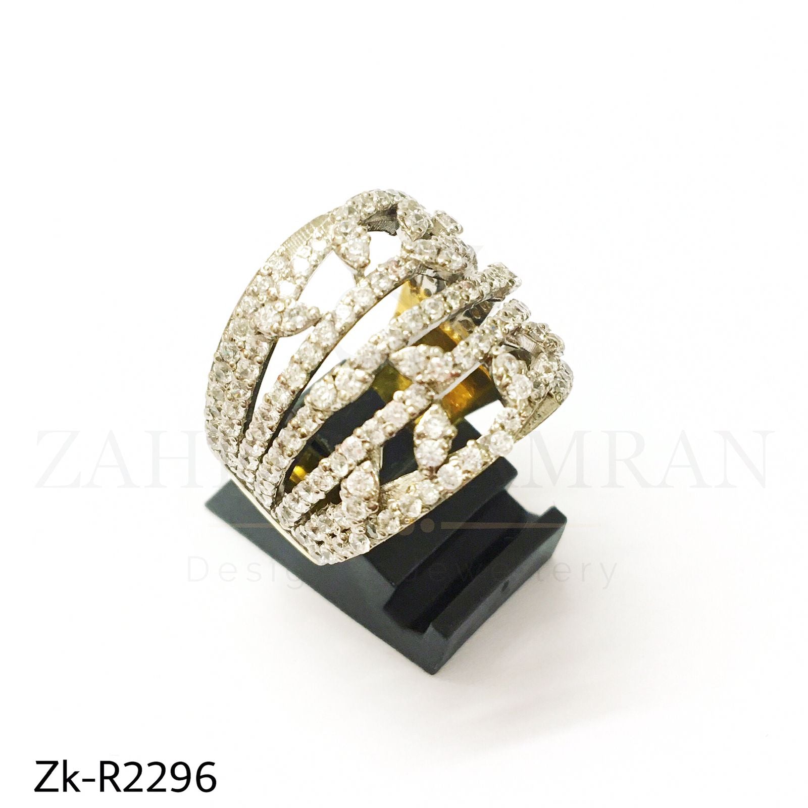 Classic cut 925 ring