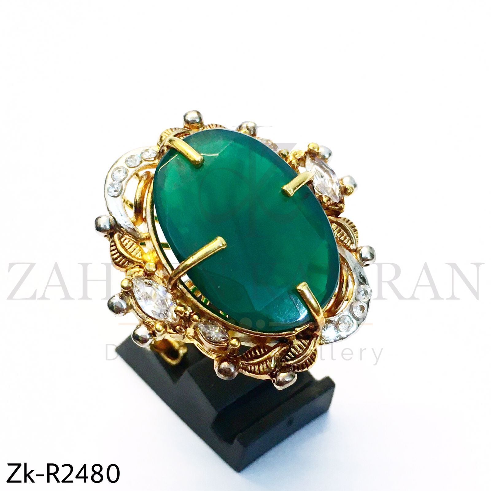 Emerald antique ring