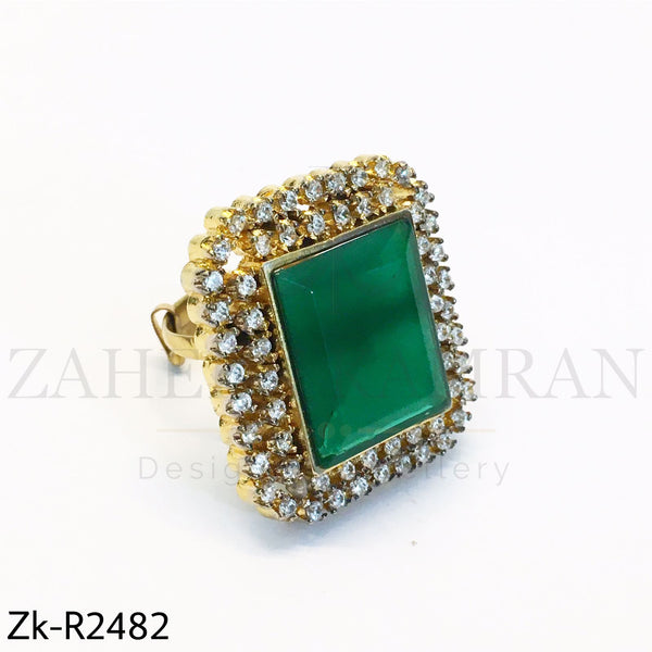 Emerald square ring