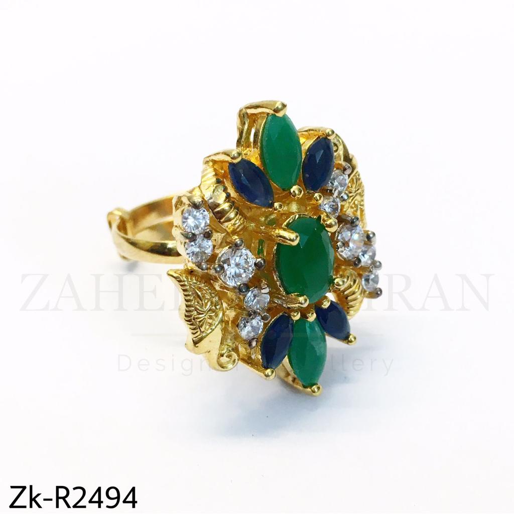 Emerald flower ring