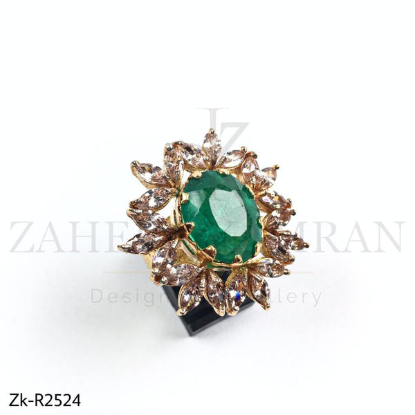 Leafy emerald ring.