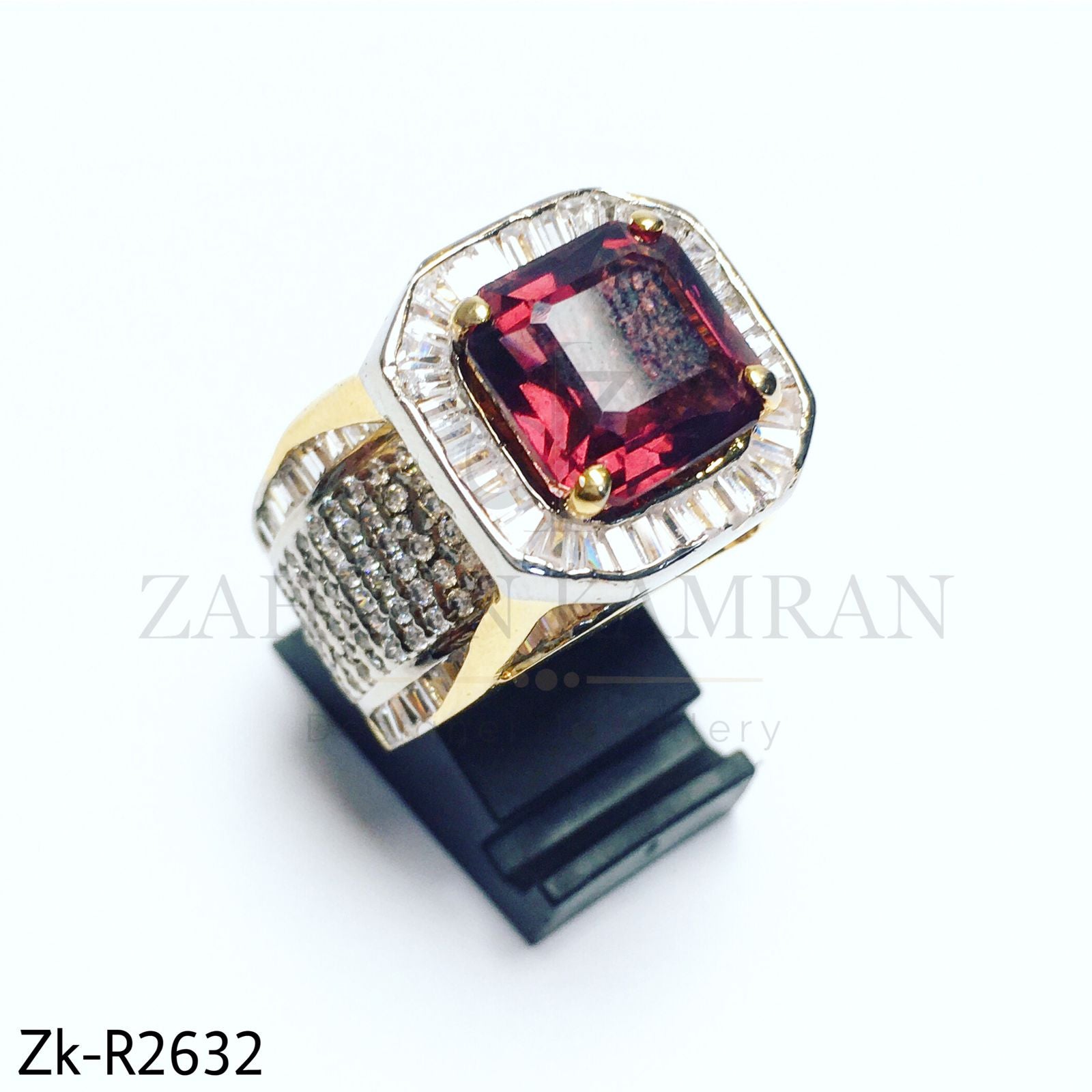 Adorable silver ring.