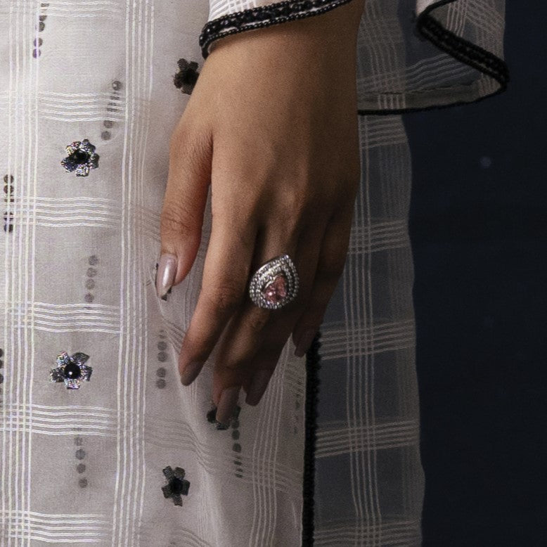 AVON RING