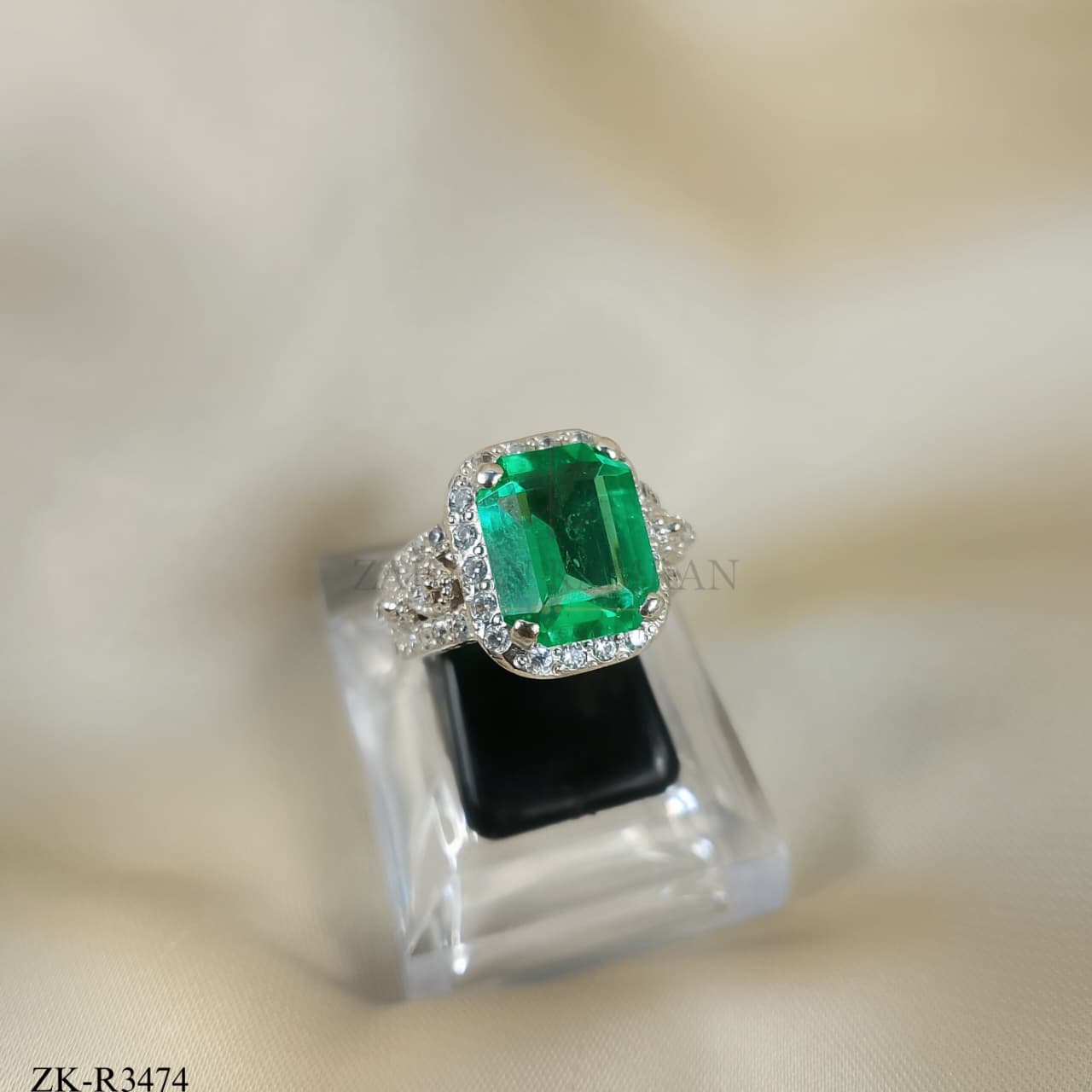 925 EMERALD RING