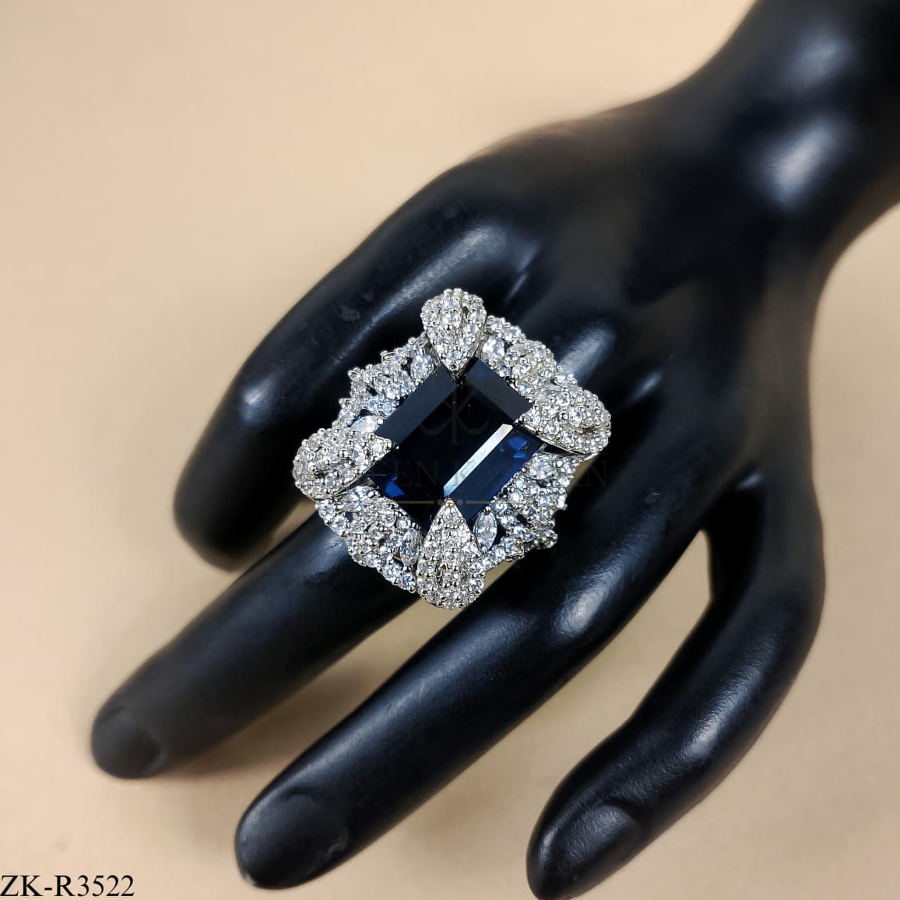 925 SAPPHIRE SILVER RING