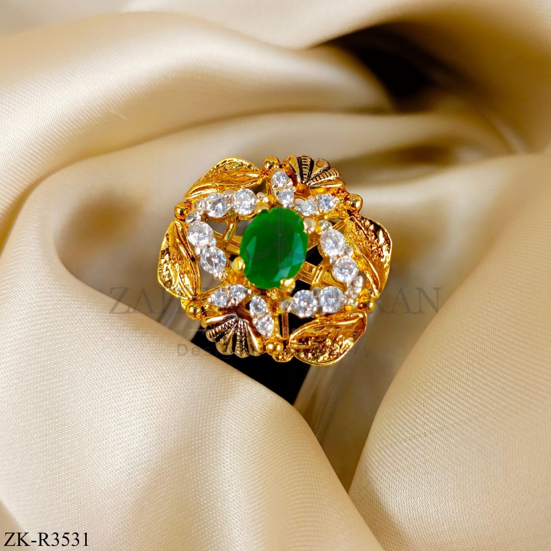 EMERALD RING