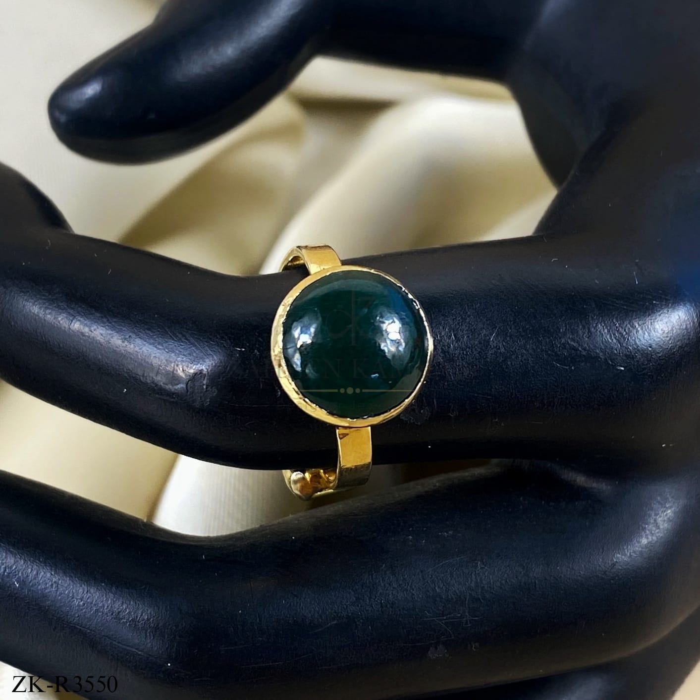 EMERALD RING