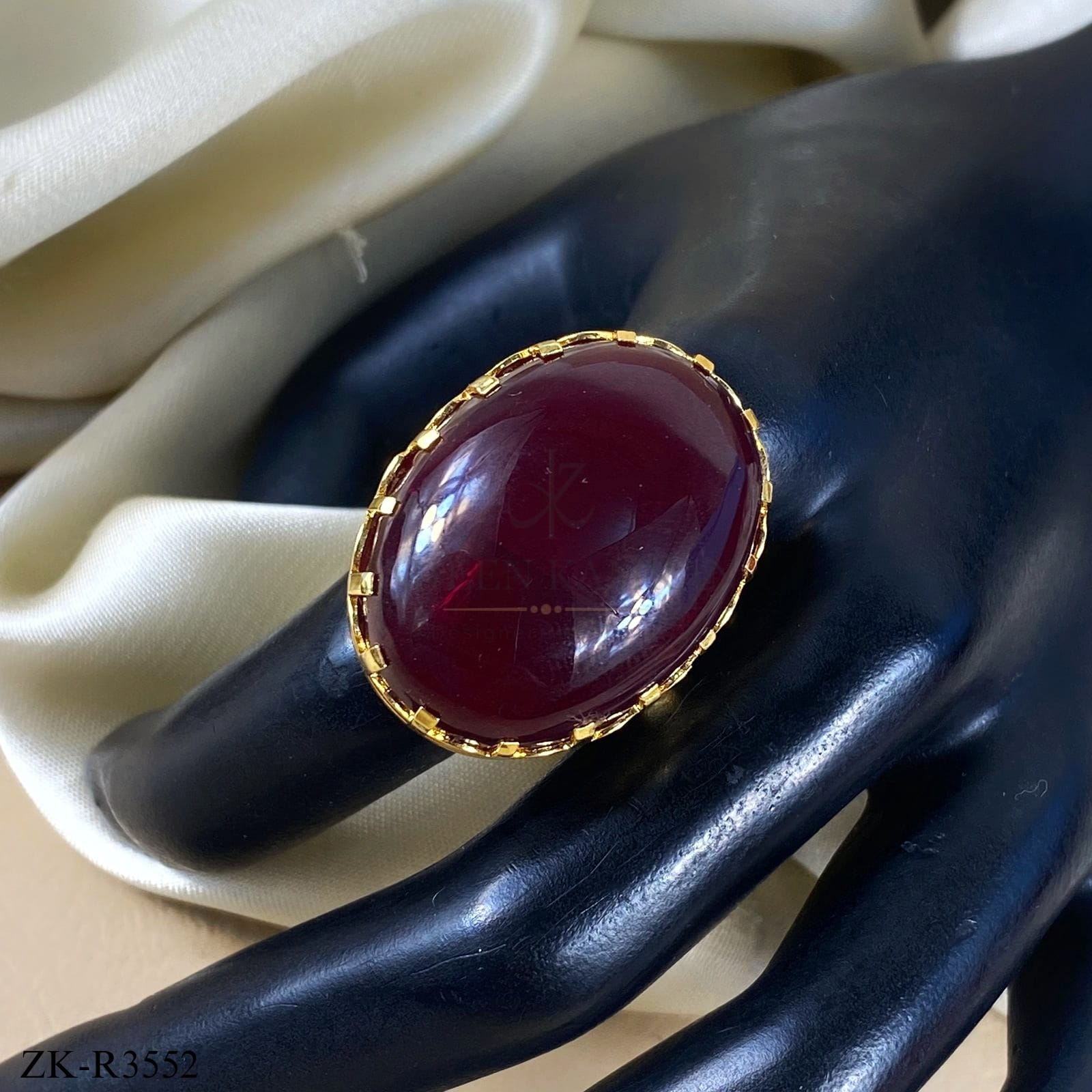 GARNET RING
