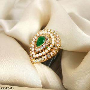EMERALD RING